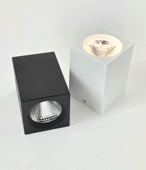 LED COB 30W 다이나 사각직부 (화이트/블랙)